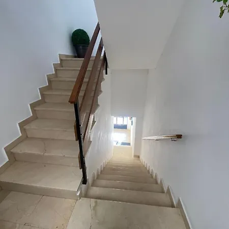 En El Centro De Con Aire Y Wifi Appartement Ronda
